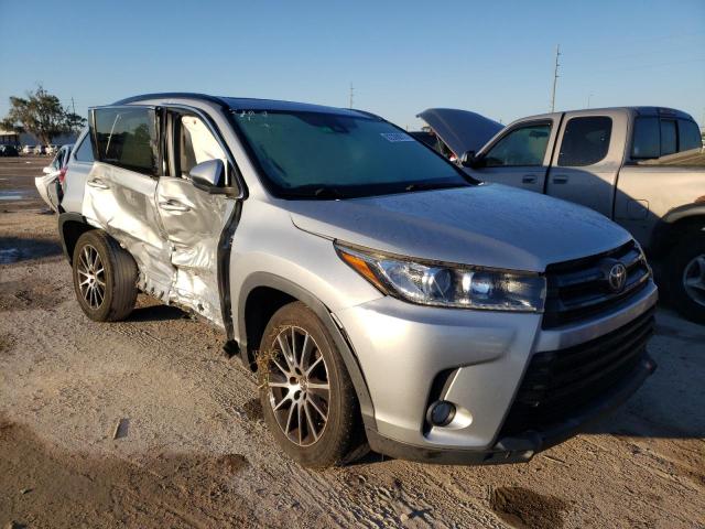 TOYOTA HIGHLANDER 2018 with VIN 5TDKZRFH2JS534485 - Photo from auction