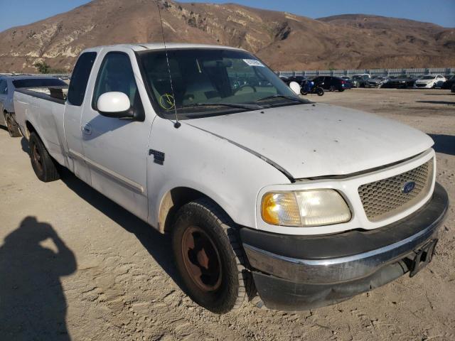 FORD F150 2000 with VIN 1FTRX17W2YKB42630 - Photo from auction