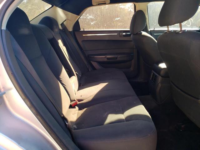 Photo 6 from auction – 2010 CHRYSLER 300 TOURIN with VIN 2C3CA4CD5AH176897