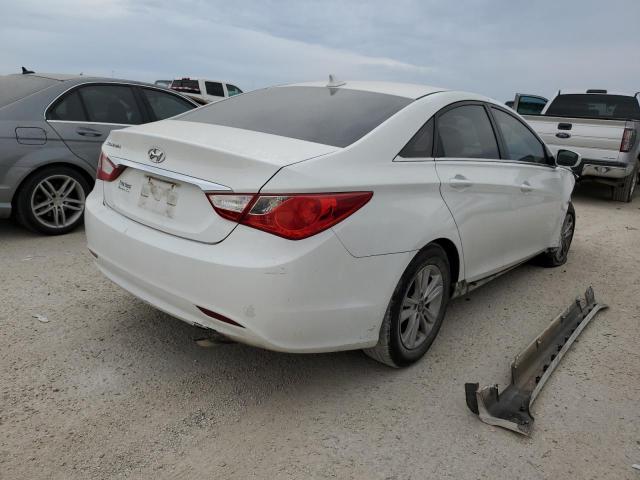 Photo 4 from auction – 2011 HYUNDAI SONATA GLS with VIN 5NPEB4AC8BH255811