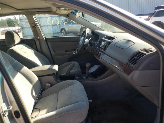 Photo 5 from auction – 2004 TOYOTA CAMRY LE with VIN 4T1BF32K74U569557