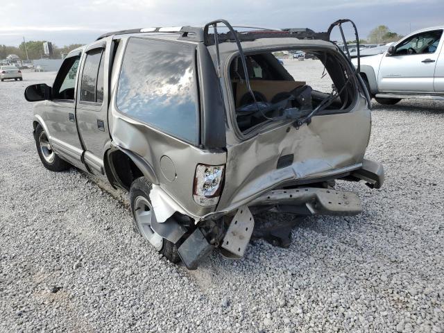 Photo 9 from auction – 2000 CHEVROLET BLAZER with VIN 1GNCS13W3Y2364580