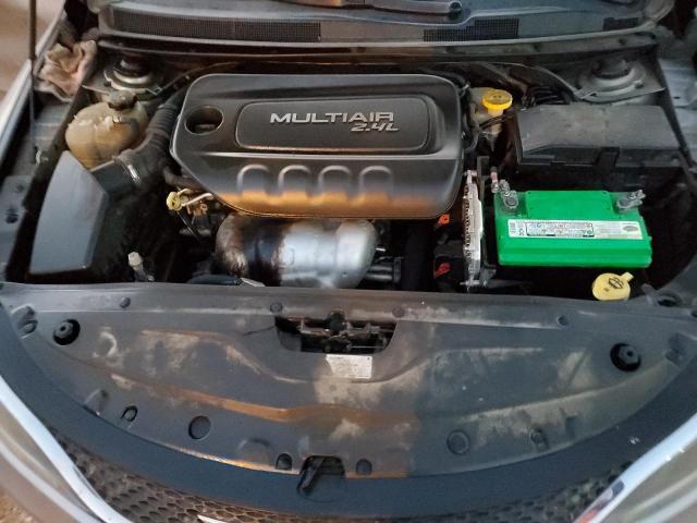 Photo 7 from auction – 2015 CHRYSLER 200 LIMITE with VIN 1C3CCCAB7FN603887