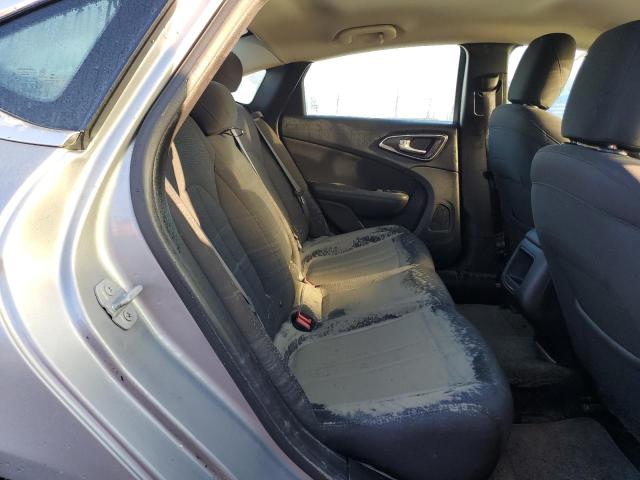 Photo 6 from auction – 2015 CHRYSLER 200 LIMITE with VIN 1C3CCCAB7FN728341