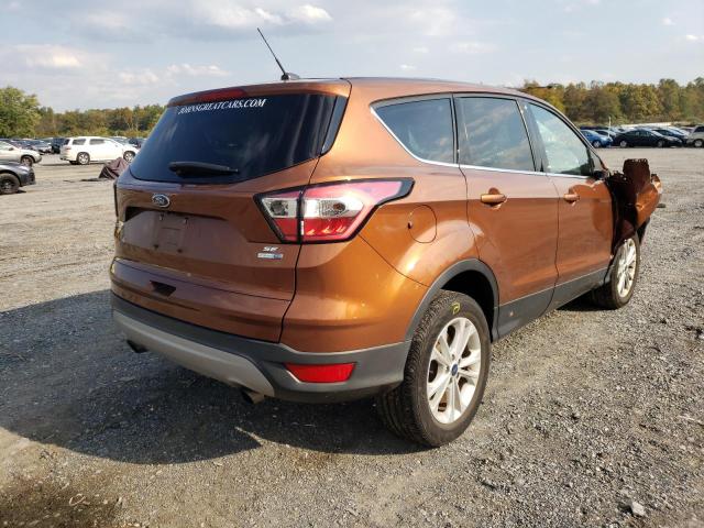 Photo 4 from auction – 2017 FORD ESCAPE SE with VIN 1FMCU9G96HUB72592