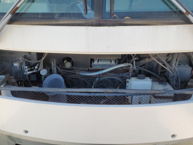Photo 7 from auction – 2001 WINNEBAGO WINNEBAGO with VIN 5B4LP57G713327686