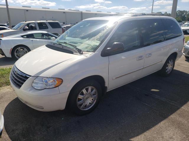 Photo 2 from auction – 2007 CHRYSLER TOWN & COU with VIN 2A4GP54L87R331432