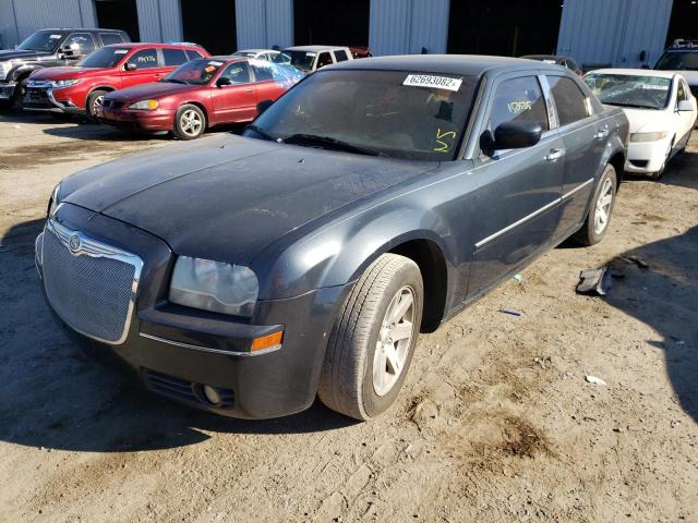Photo 2 from auction – 2007 CHRYSLER 300 TOURIN with VIN 2C3KA53G97H859352
