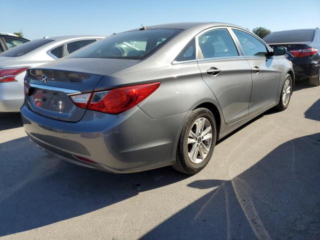 Photo 4 from auction – 2013 HYUNDAI SONATA GLS with VIN 5NPEB4AC0DH756825