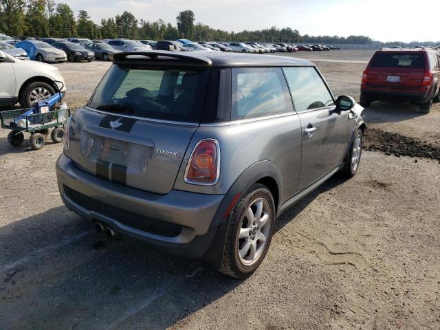 Photo 4 from auction – 2007 MINI COOPER S with VIN WMWMF73527TL92291