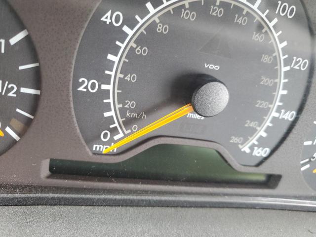 Photo 8 from auction – 1999 MERCEDES-BENZ E 320 with VIN WDBJF65H7XA937306