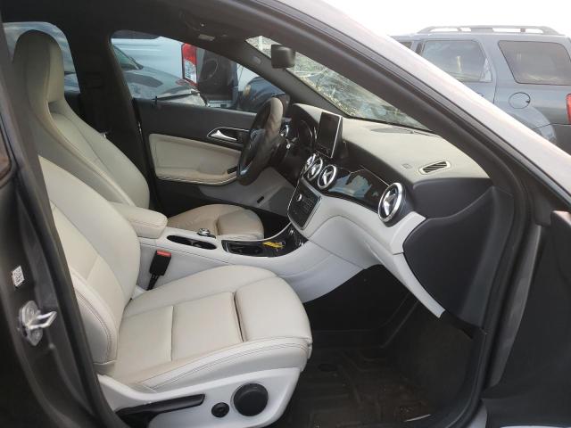 Photo 5 from auction – 2016 MERCEDES-BENZ CLA 250 with VIN WDDSJ4EBXGN336846
