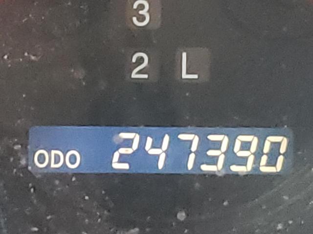 Photo 8 from auction – 2004 LEXUS ES 330 with VIN JTHBA30G445004256