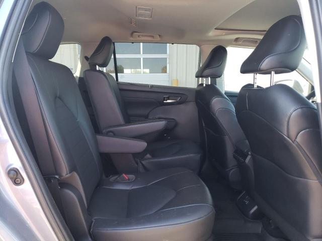 Photo 6 from auction – 2022 TOYOTA HIGHLANDER with VIN 5TDHBRCH0NS082335