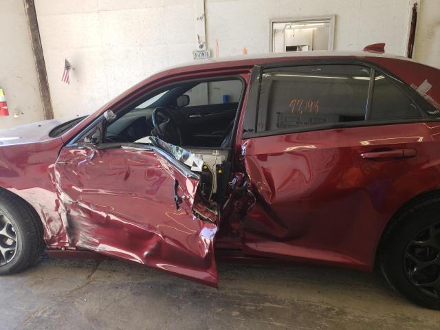 Photo 9 from auction – 2019 CHRYSLER 300 S with VIN 2C3CCAGG3KH586340