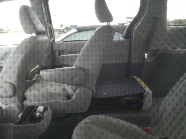 Photo 6 from auction – 2012 TOYOTA SIENNA XLE with VIN 5TDYK3DC1CS178021
