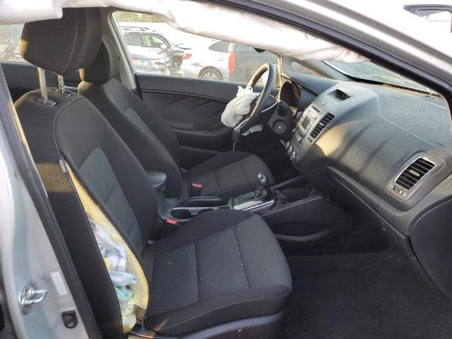 Photo 5 from auction – 2018 KIA FORTE LX with VIN 3KPFK4A77JE183560