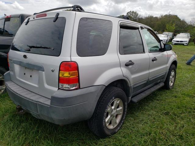 Photo 4 from auction – 2005 FORD ESCAPE XLT with VIN 1FMYU93185KB76219