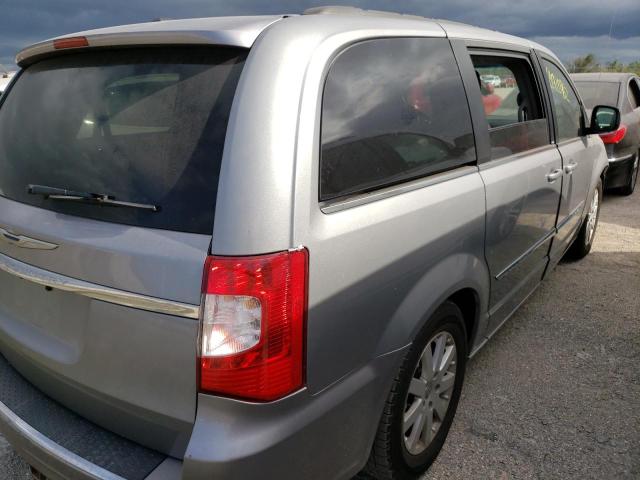 Photo 4 from auction – 2014 CHRYSLER TOWN & COU with VIN 2C4RC1BG2ER348782