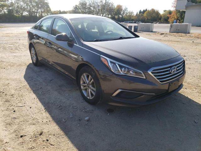 HYUNDAI SONATA SE 2016 with VIN 5NPE24AF1GH386127 - Photo from auction