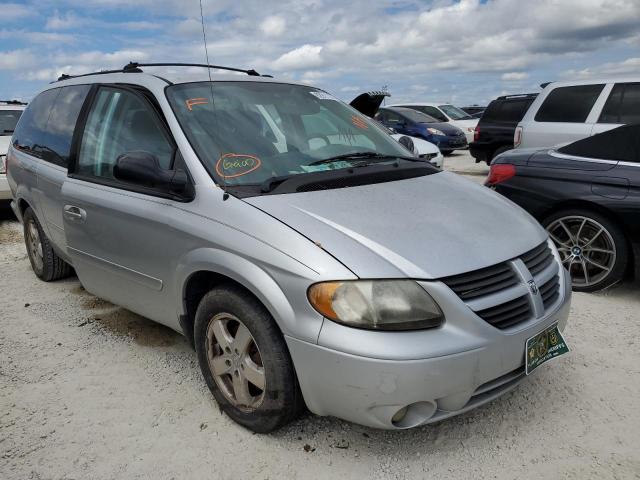 DODGE GRAND CARA 2005 with VIN 2D4GP44LX5R481655 - Photo from auction