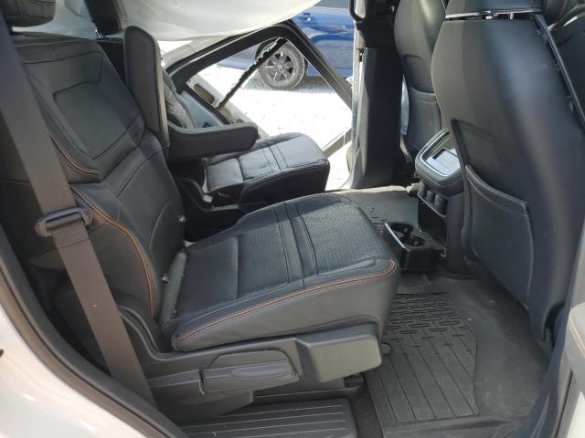 Photo 6 from auction – 2022 LINCOLN NAVIGATOR with VIN 5LMJJ2TT5NEL02728