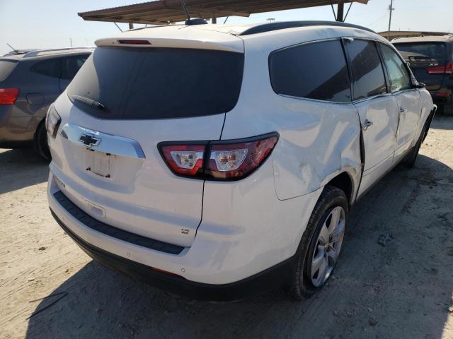 Photo 4 from auction – 2017 CHEVROLET TRAVERSE L with VIN 1GNKRGKD3HJ323155