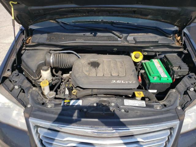 Photo 7 from auction – 2013 CHRYSLER TOWN & COU with VIN 2C4RC1CG2DR819410