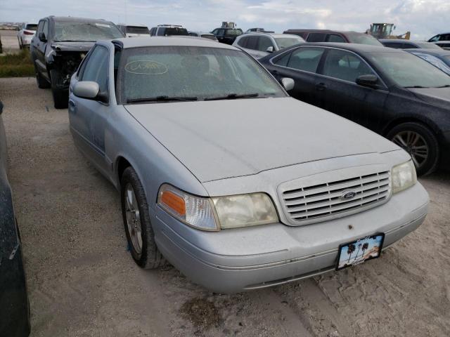 FORD CROWN VICT 2003 with VIN 2FAFP74W93X140105 - Photo from auction