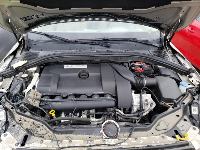 Photo 7 from auction – 2016 VOLVO XC60 T6 PL with VIN YV4902RM3G2808931