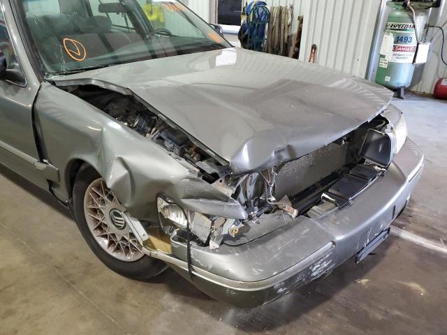 Photo 9 from auction – 1999 MERCURY GRAND MARQ with VIN 2MEFM74W2XX700697