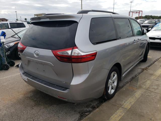 Photo 4 from auction – 2017 TOYOTA SIENNA LE with VIN 5TDKZ3DC1HS885659