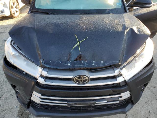 Photo 7 from auction – 2019 TOYOTA HIGHLANDER with VIN 5TDJZRFH4KS582311