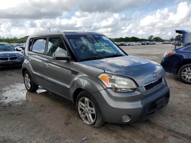 KIA SOUL + 2010 with VIN KNDJT2A29A7044160 - Photo from auction