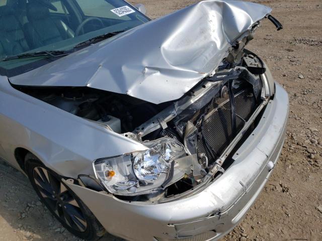 Photo 9 from auction – 2001 TOYOTA AVALON XL with VIN 4T1BF28B41U119569