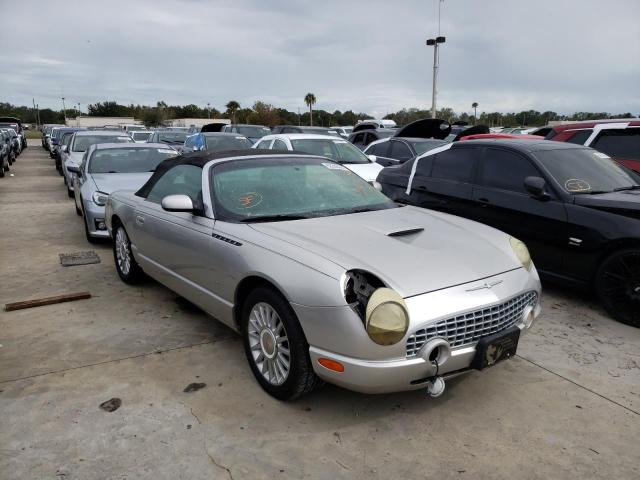 FORD THUNDERBIR 2004 مع رقم تعريف المركبة 1FAHP60A64Y102605 - صورة من المزاد