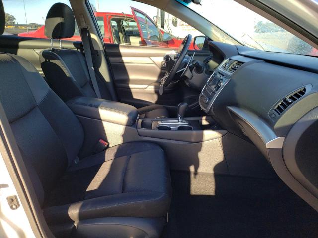 Photo 5 from auction – 2017 NISSAN ALTIMA 2.5 with VIN 1N4AL3AP3HC254522