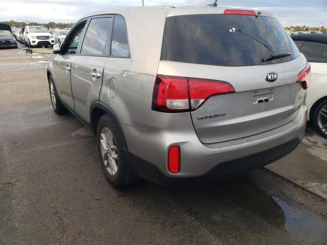 Photo 3 from auction – 2015 KIA SORENTO LX with VIN 5XYKT3A67FG622358