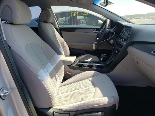 Photo 5 from auction – 2017 HYUNDAI SONATA SE with VIN 5NPE24AF4HH461968