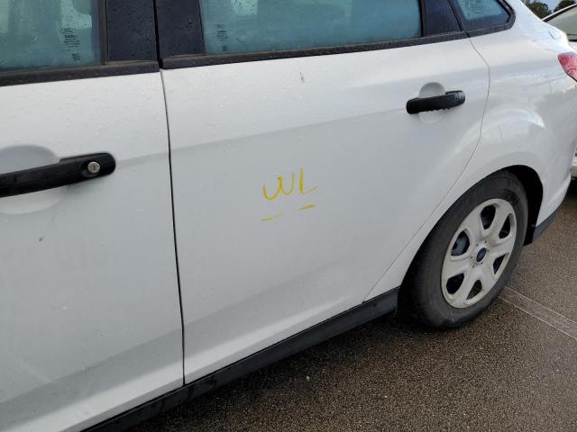 Photo 9 from auction – 2014 FORD FOCUS S with VIN 1FADP3E29EL295765
