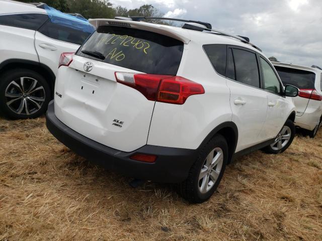 Photo 4 from auction – 2014 TOYOTA RAV4 XLE with VIN JTMRFREVXED082933