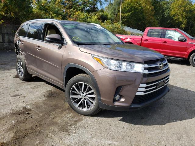 TOYOTA HIGHLANDER 2018 مع رقم تعريف المركبة 5TDJZRFHXJS809113 - صورة من المزاد