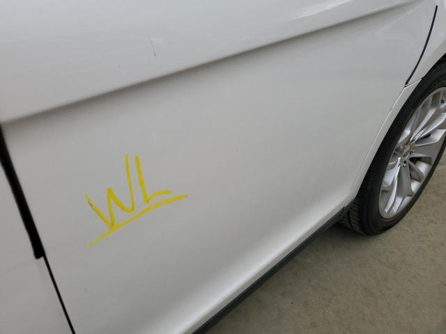 Photo 9 from auction – 2015 FORD TAURUS LIM with VIN 1FAHP2F85FG168830