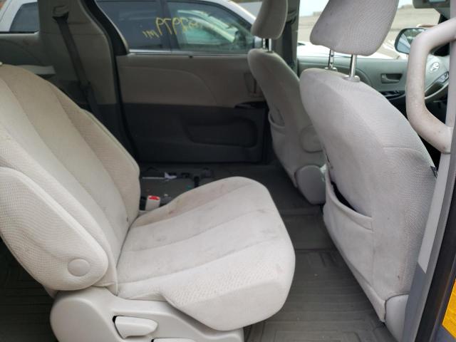 Photo 6 from auction – 2012 TOYOTA SIENNA LE with VIN 5TDJK3DC4CS037137