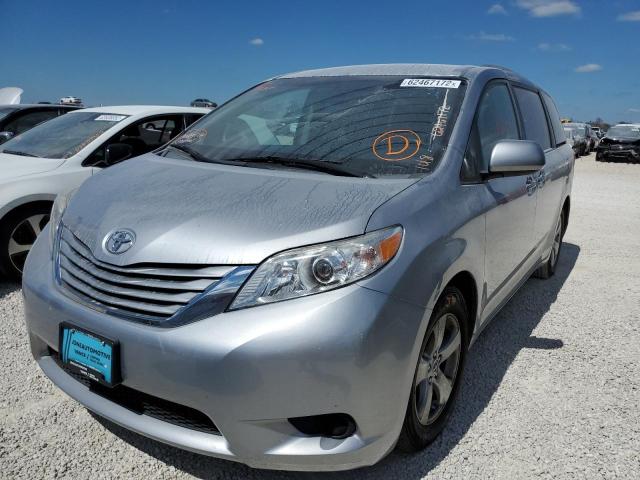 Photo 2 from auction – 2017 TOYOTA SIENNA LE with VIN 5TDKZ3DC0HS816302