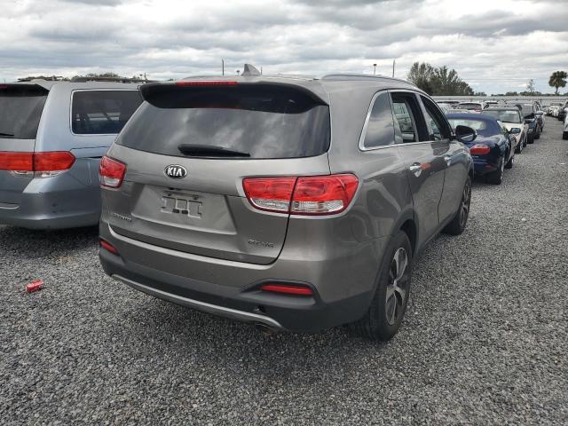 Photo 4 from auction – 2016 KIA SORENTO EX with VIN 5XYPH4A50GG102539