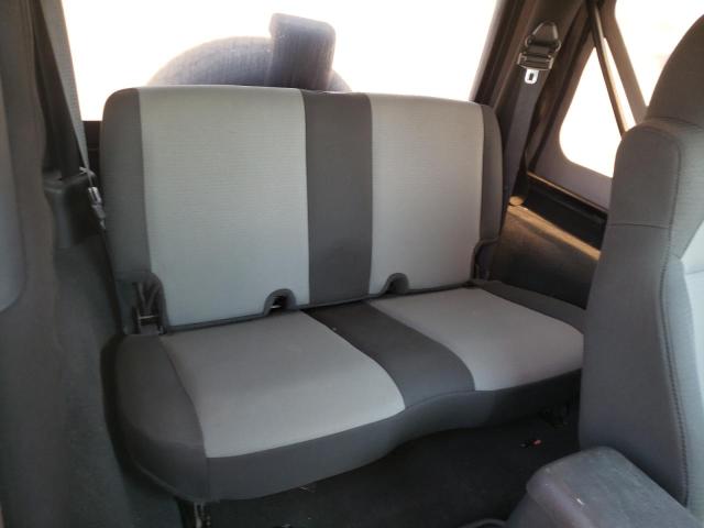 Photo 6 from auction – 2005 JEEP WRANGLER X with VIN 1J4FA39S45P355565