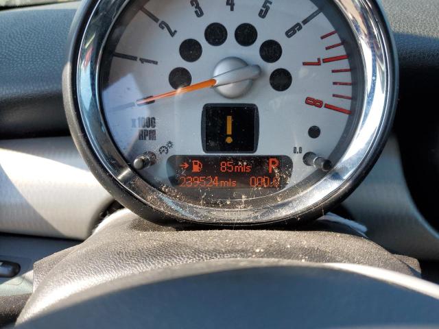 Photo 8 from auction – 2007 MINI COOPER S with VIN WMWMF73577TL89371
