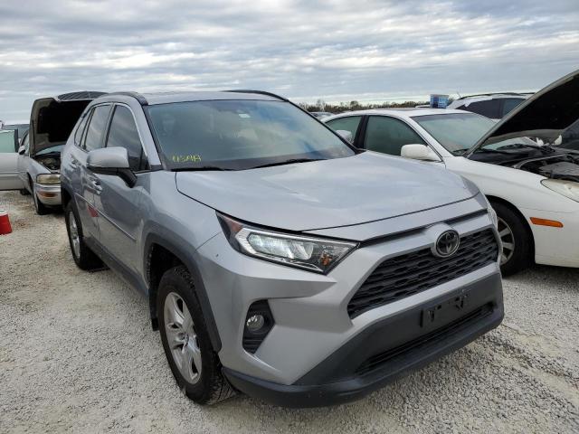 TOYOTA RAV4 XLE 2019 with VIN 2T3P1RFV7KW048855 - Photo from auction
