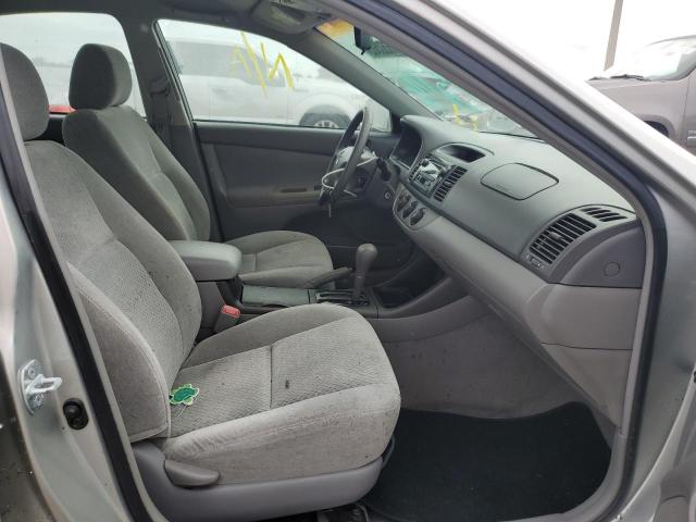 Photo 5 from auction – 2004 TOYOTA CAMRY LE with VIN 4T1BE32K44U802555